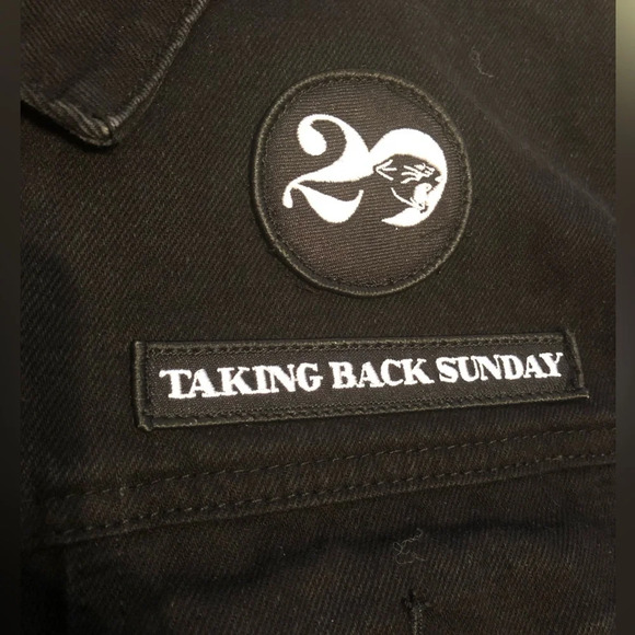 Taking Back Sunday Black Denim Jacket Brand New - Picture 2 of 9